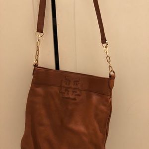 Tory Burch Crossbody Bag. Spacious like new